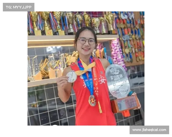 奥林匹克迎来大女主时代 女性运动员崭露头角引领赛事新风潮 奥林匹克迎来大女主时代 女性运动员崭露头角引领赛事新风潮